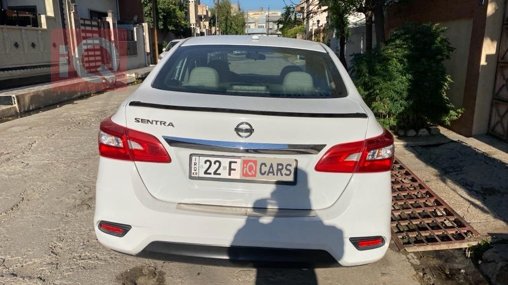 نیسان سێنترا